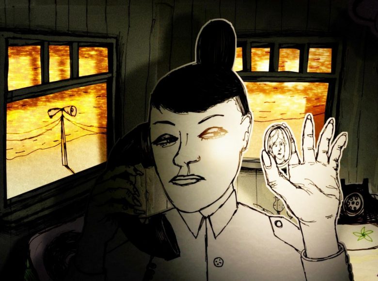 Kadr z filmu animowanego. Kobieta w mundurze i koku trzyma w dłoni mały portret kobiecy.