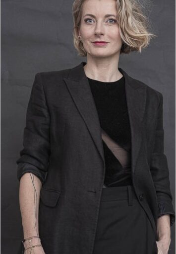 Fotograficzny portret kobiety.