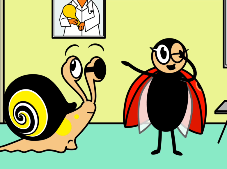 Kadr z filmu animowanego. Gabinet okulistyczny. Okulistka - biedronka bada oczy pacjenta - ślimaka.