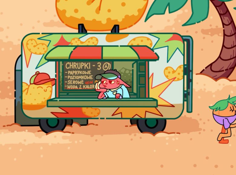 Kadr z filmu animowanego. Pośrodku przestrzeni zasypanej chrupkami stoi kolorowy food track z otwartym oknem, w którym siedzi sprzedawca. Za plecami sprzedawcy wisi menu z chrupkami w różnych smakach. Od food trucka odchodzi postać z zakupionymi chrupkami. W tle stoi ławka i rośnie palma.