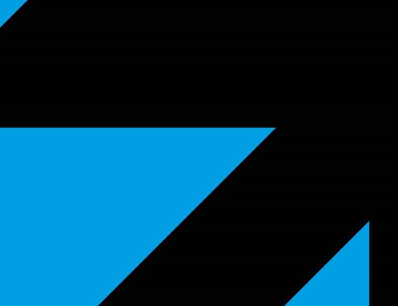 Grafika. Na niebiesko-czarnym tle napisany małymi, białymi literami adres strony internetowej Centrum Kultury w Lublinie.